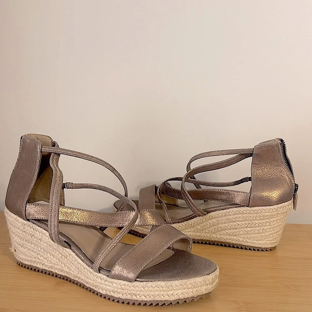 Eileen Fisher Wanda espadrille strappy Bronze Gold Leather wedge size 11 NWOB